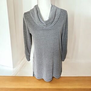 AB STUDIO. Gray and Black Striped Tunic. Size: L. Excel. Preowned. $18.